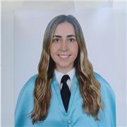 ¡Futura profesora con ganas de enseñar inglés o ayudar con las materias del cole!